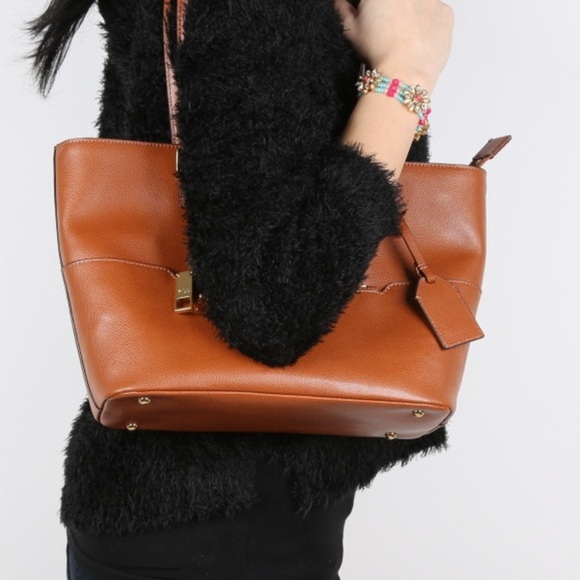 Lauren Ralph Lauren Whitney Pocket Brown Leather Tote 15” x 9” x 5” - Picture 2 of 12